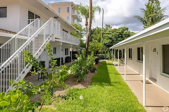 1 bed, $1,995 — Photo 2