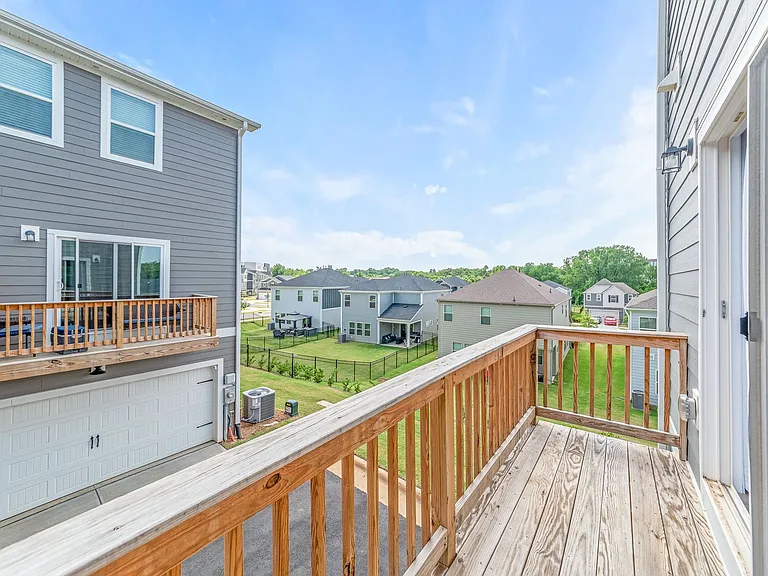 7136 Bryce Ave — Photo 27