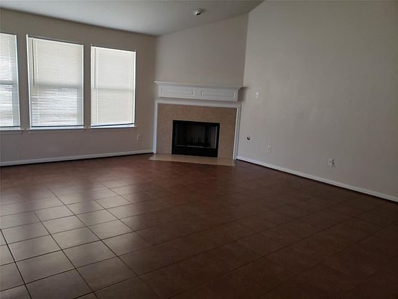 3rd image of 12523 Taylorwood Ln