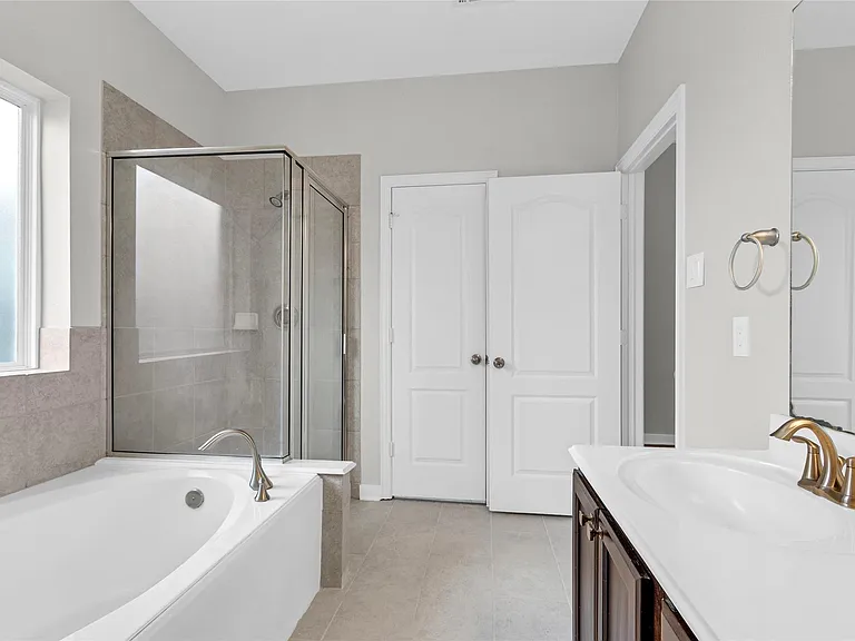 1510 Bella Garden Ct — Photo 14