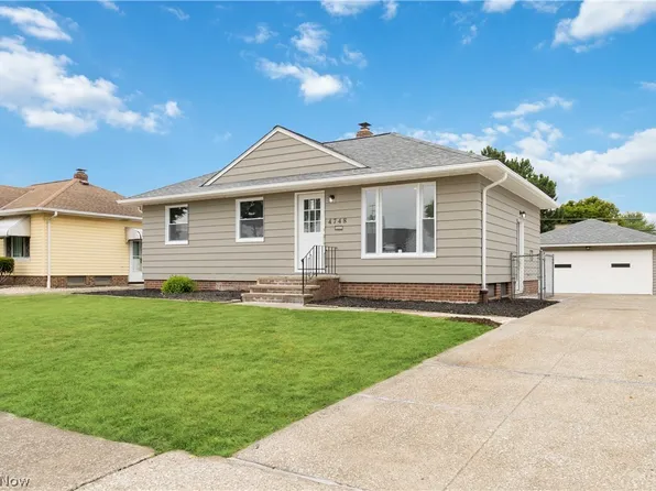 4748 Heather Ln, Brooklyn, OH 44144