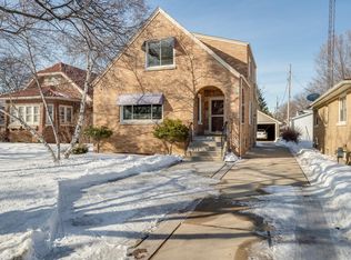 2010 Washington Rd, Kenosha, WI 53140