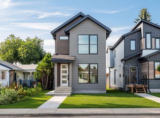 5606 105th Ave NW, Edmonton, AB T6A1A1