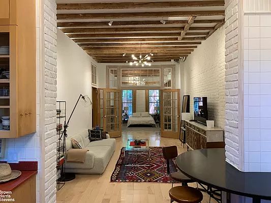 3rd image of 80 Douglass St #2