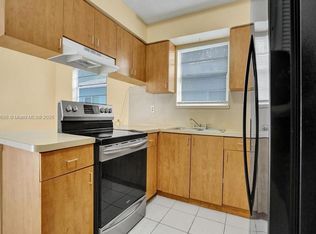 2444 Raleigh St #0, Hollywood, FL 33020