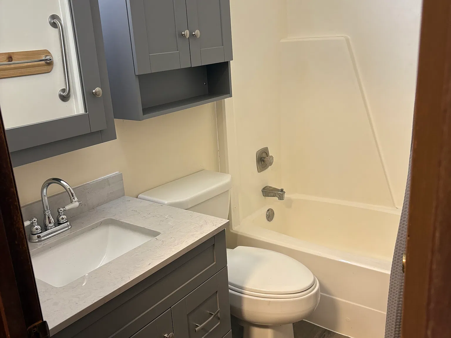 1 bed, 800 sqft, $750 — Photo 3