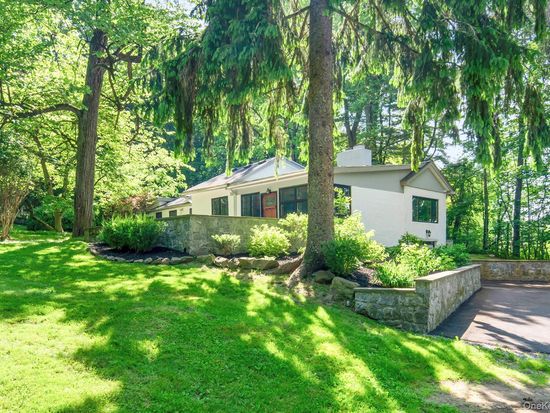 241 W Mt Airy Road, Croton On Hudson, NY 10520