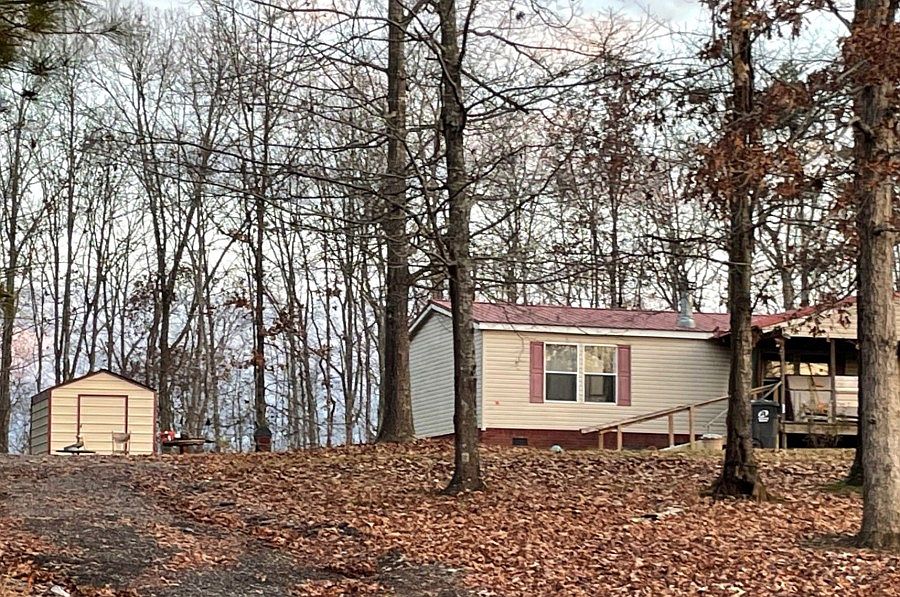 2nd image of 444 Clearview Rd