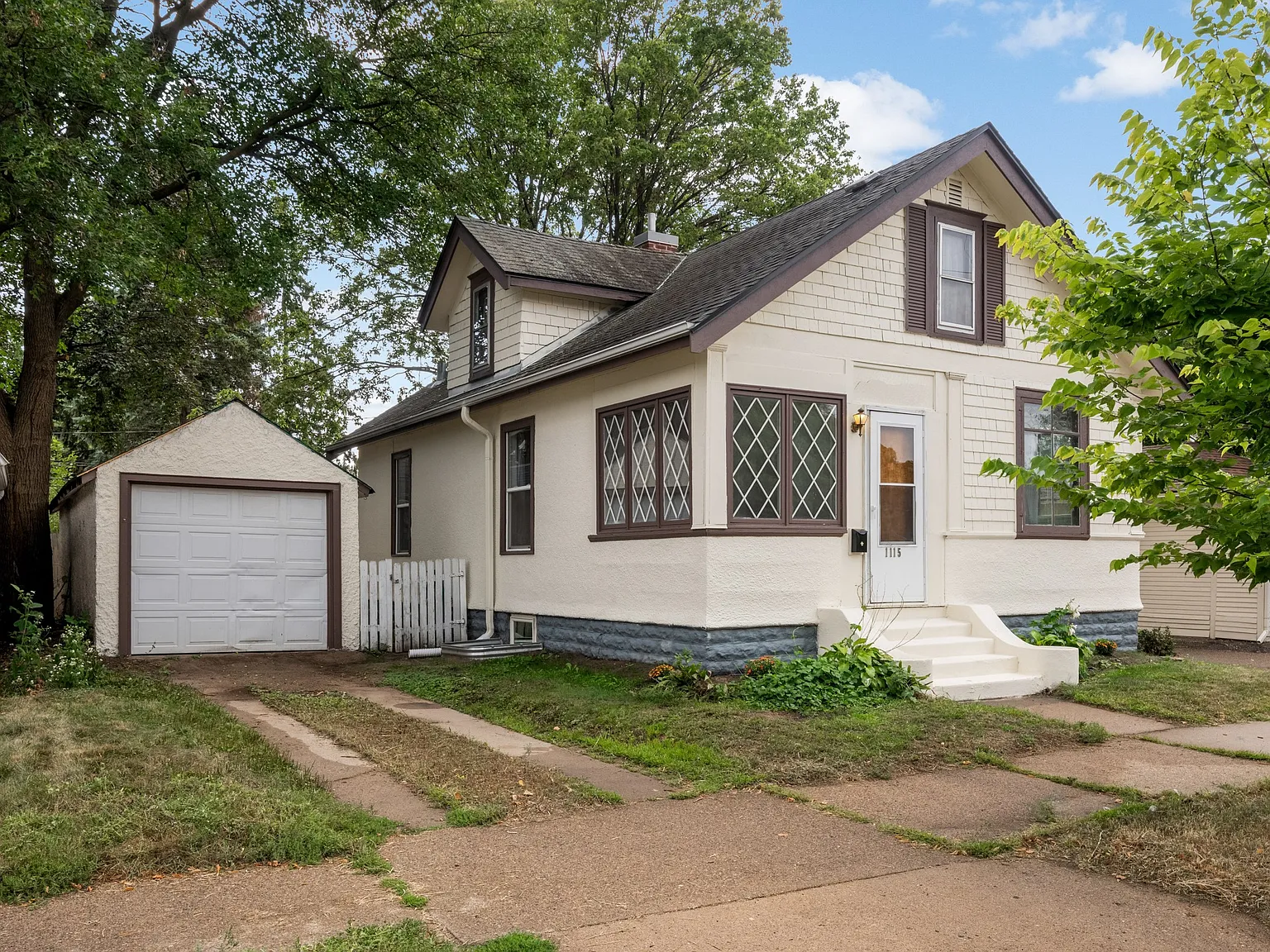 3 bed, 1170 sqft, $2,500 — Photo 3