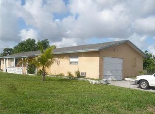 2101 SW 41st Ave, Davie, FL 33317