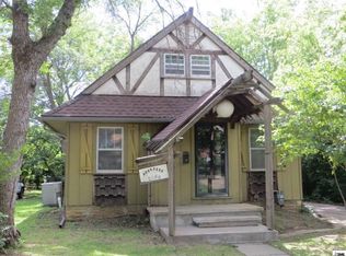 2140 SW Harrison St, Topeka, KS 66611