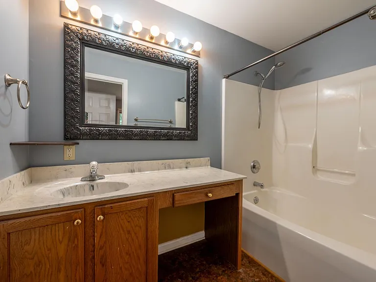 497 Sunset Dr — Photo 21
