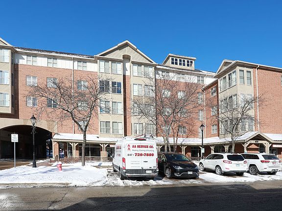 2nd image of 100 N Bokelman St APT 422