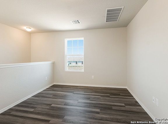 4th image of 4235 Volcano Way
