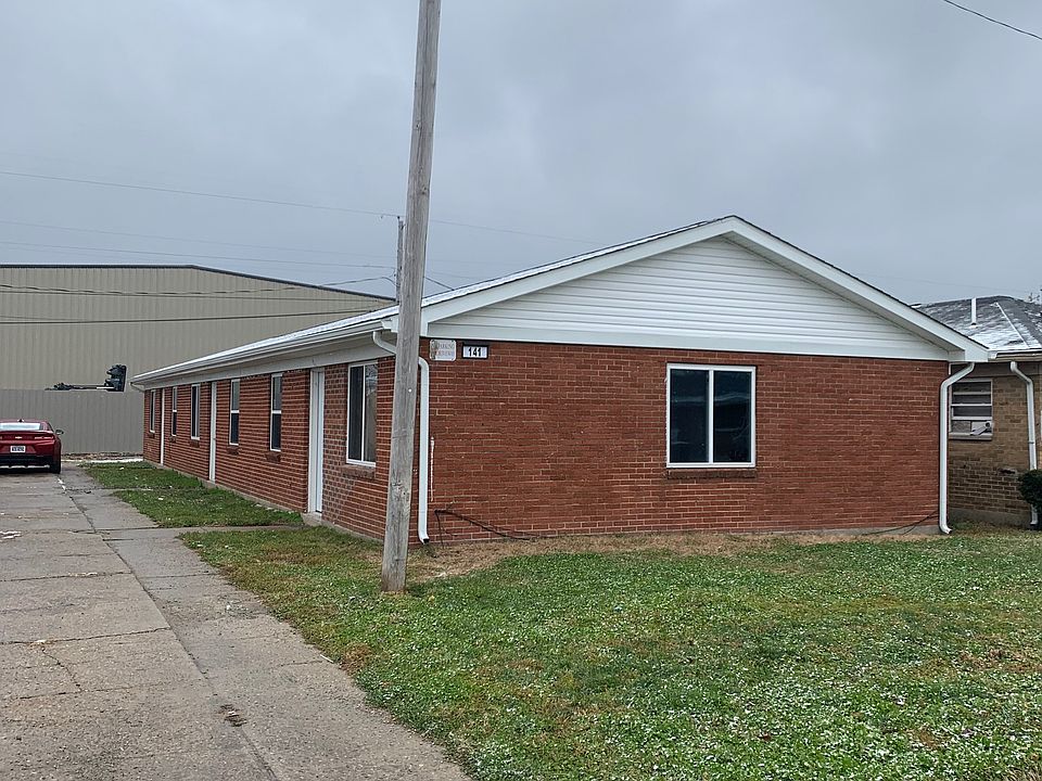 1st image of 141 Kelly Ave #2