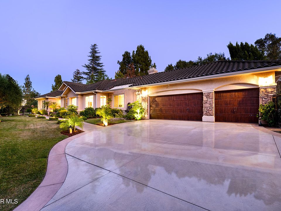 1st image of 936 Vivian Cir