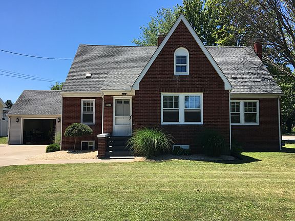2nd image of 2304 Loveland Ave
