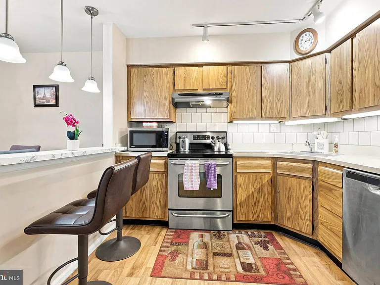53 W Bluebell Ln #A — Photo 8