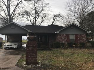 415 Lincoln Ave, Hollandale, MS 38748
