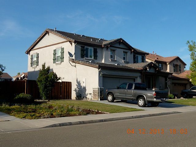 1st image of 723 Twin Oaks Dr