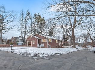 30 Fraser Rd, Framingham, MA 01702