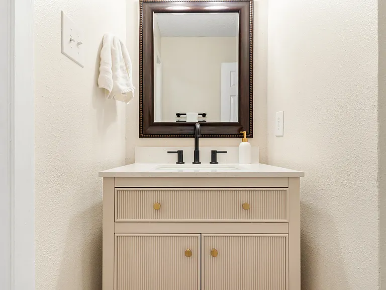 6 Serendipity Ln — Photo 9