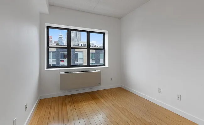 Rented by Compass | media 17