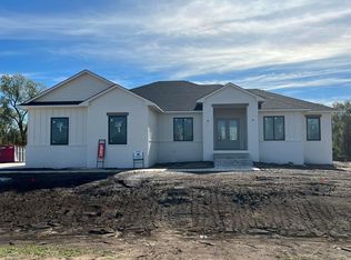 11535 Heaven Woods Cir, Wichita, KS 67215
