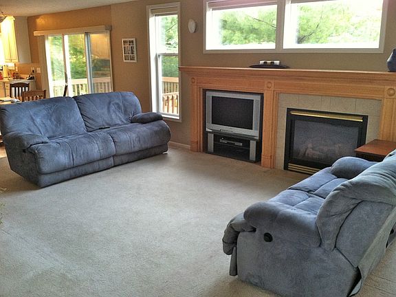 3rd image of 5332 Burcham Dr