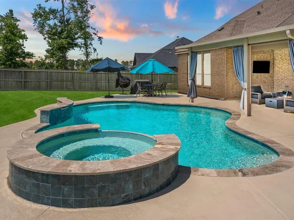 41043 Kimber Ln, Magnolia, TX 77354