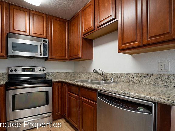 5th image of 3625 Ash St Unit 1