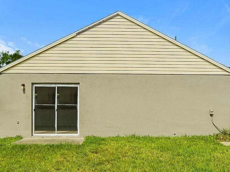 12641 Parkbury Dr — Photo 16