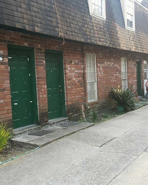 1st image of 1420 Hickory Ave APT A