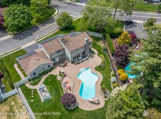 3 Georgian Bay Dr, Morganville, NJ 07751