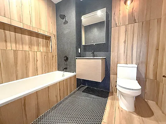 Rented by CW Realty Property Management LLC | media 27