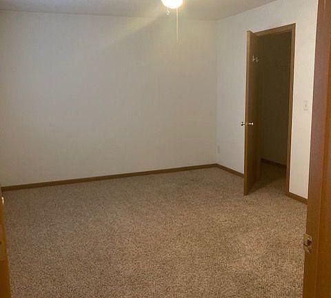 4th image of 3118 Chardonnay Ct #B