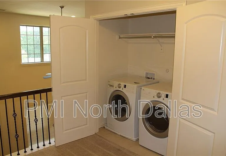 532 S Greenville Ave — Photo 11