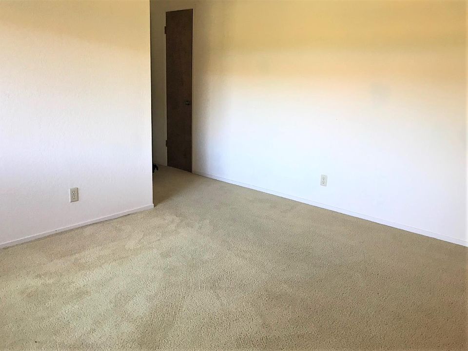 2nd image of 14040 Reservation Rd