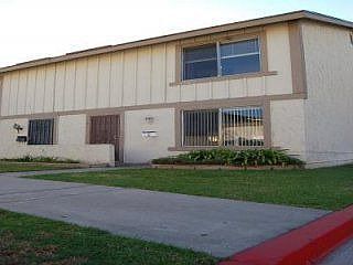 2nd image of 11062 Grant Way