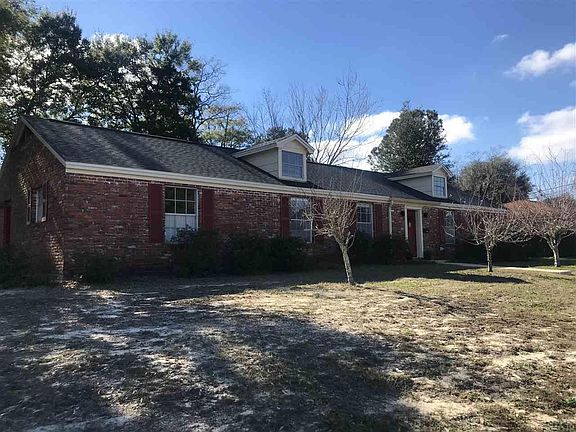3rd image of 3965 Lynn Ora Dr
