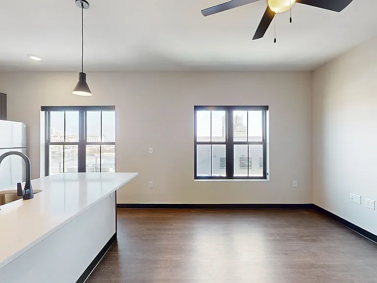 151 Lofts — Photo 95
