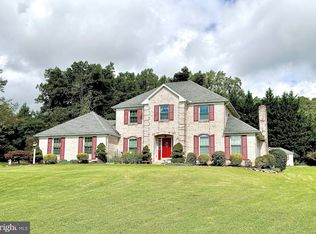 5060 Oley Turnpike Rd, Reading, PA 19606