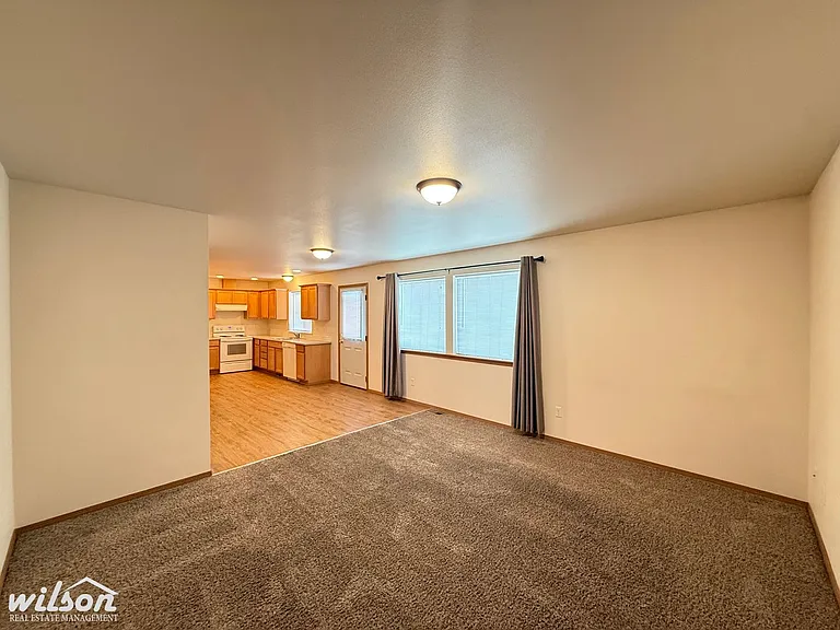 810 Fremont St — Photo 8