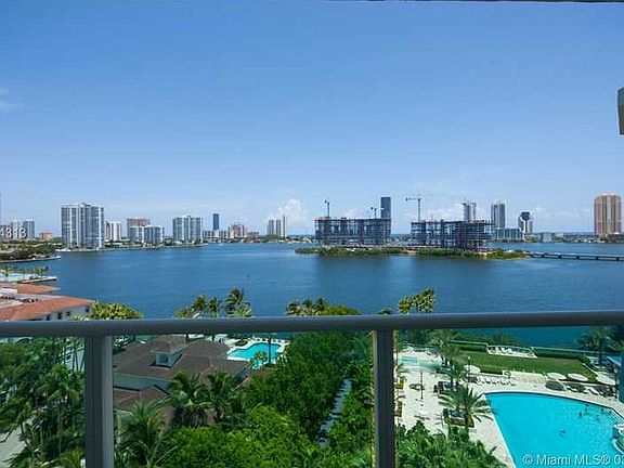 4th image of 3301 NE 183rd St #1003