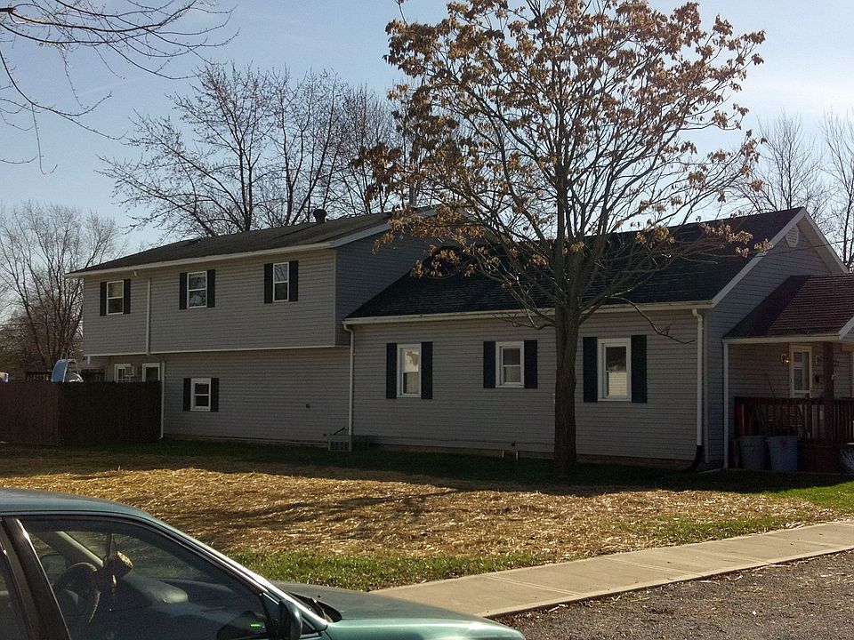 1st image of 410 Nye St