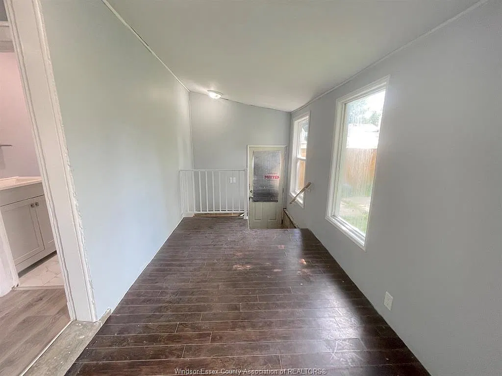 1 bed, $1,699 — Photo 4