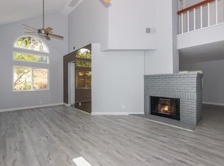 16159 Trailwinds Dr, Fontana, CA 92337