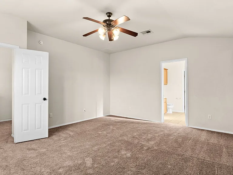 6106 Emilie Ln — Photo 6