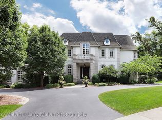 130 Maple Hill Rd, Glencoe, IL 60022