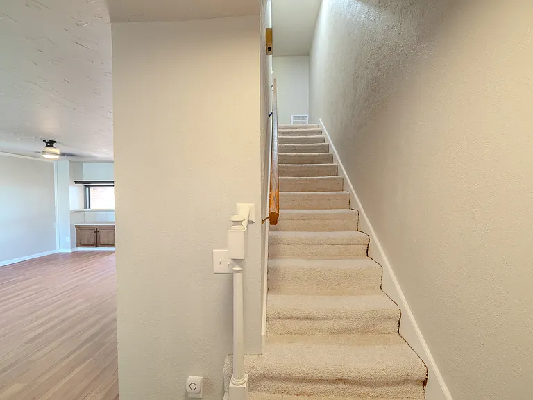 3326 Rock Creek Way — Photo 9